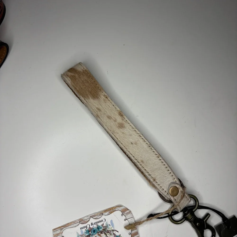 Myra Bag handcrafted key